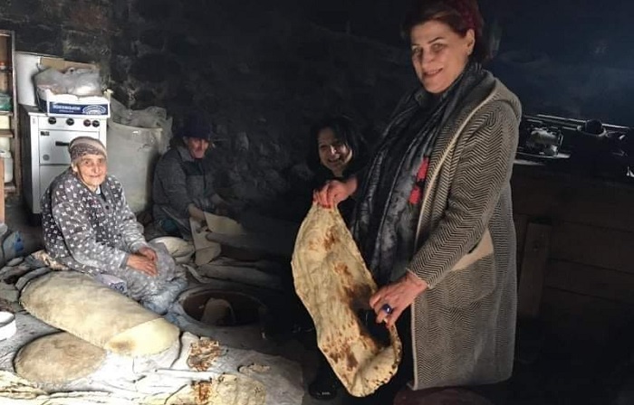 «Ազգականներս հեռվացան, կարծես թե թոնրի կրшկն ու լավաշի հոտն էր մեզ միավորում»