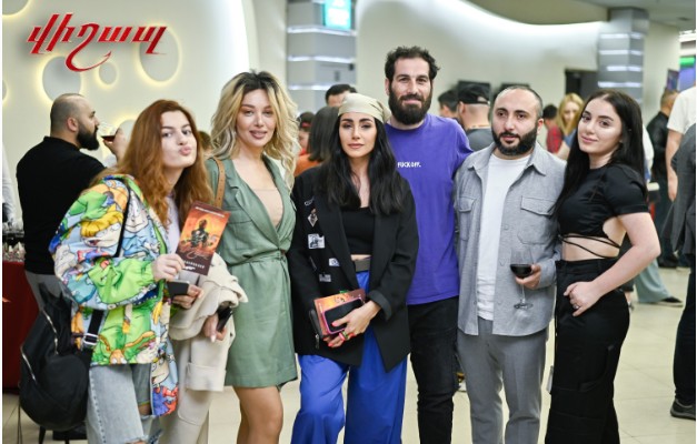 Ահա որ հայտնիներն են ներկա եղել առաջին հայ սուպերհերոսի՝ «Վիշապ» ֆիլմի պրեմիերային