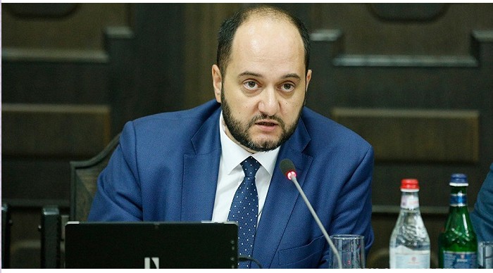 Արայիկ Հարությունյանն ցուցադրել է իր երեք եղբայրներին․ լուսանկարներ