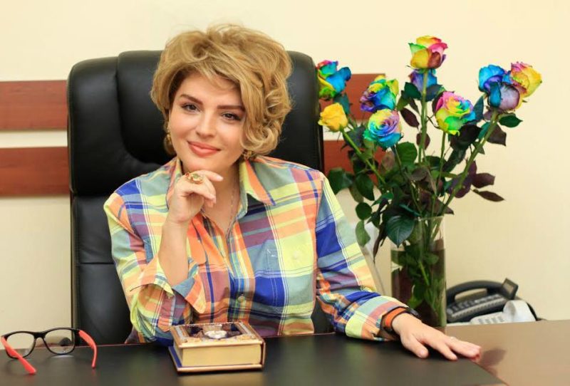 Փորձը նոր փորձանք է դառնալու․ Սեյրան Օհանյանի կնոջ նոր գրառումը