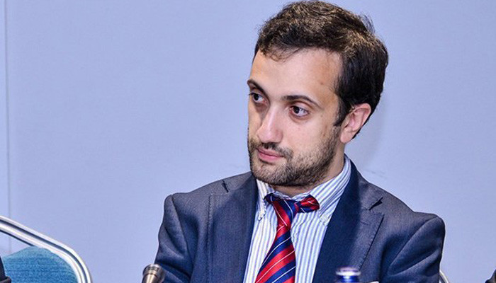 Սա մեր տան սեղանն է և մենք երջանիկ ենք․ Դանիել Իոաննիսյանը ցույց է տվել ամանորյա սեղանը՝ պարզ և համեստ