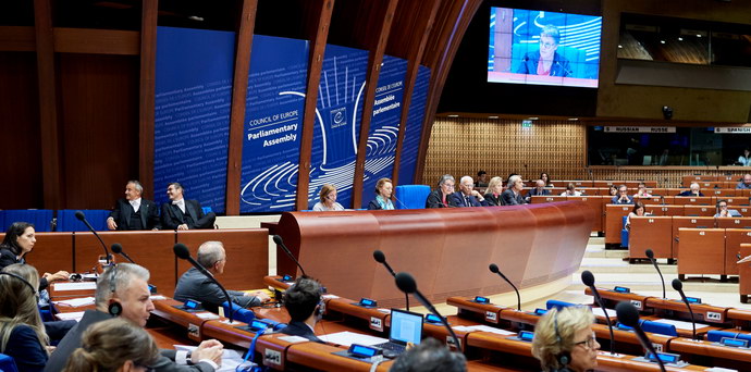 Եվրախորհրդարանը բանաձև է ընդունել՝ կոչ անելով անհապաղ վերաբացել Լաչինի միջանցքը