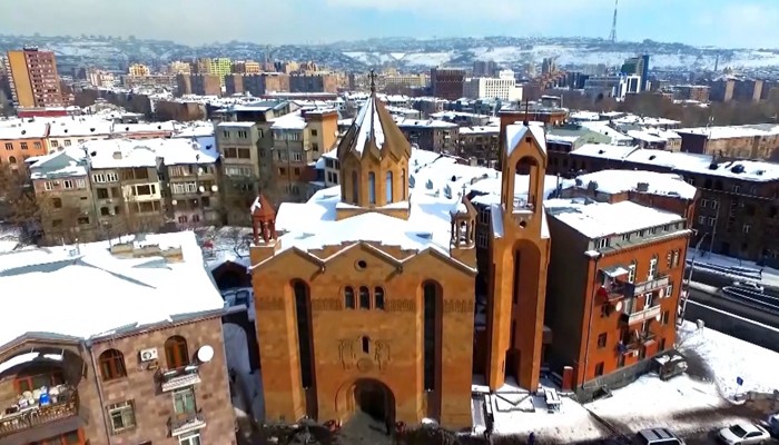 Թեստ․ ո՞ր հայտնի եկեղեցին է պատկերված լուսանկարում, որը Երևանում է գտնվում