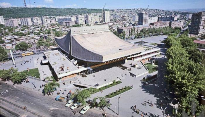 Թեստ․ քանի՞ վայրկյանում կռահեցիք՝ ո՞ր գեղեցիկ կինոթատրոնի շենքն է նկարում
