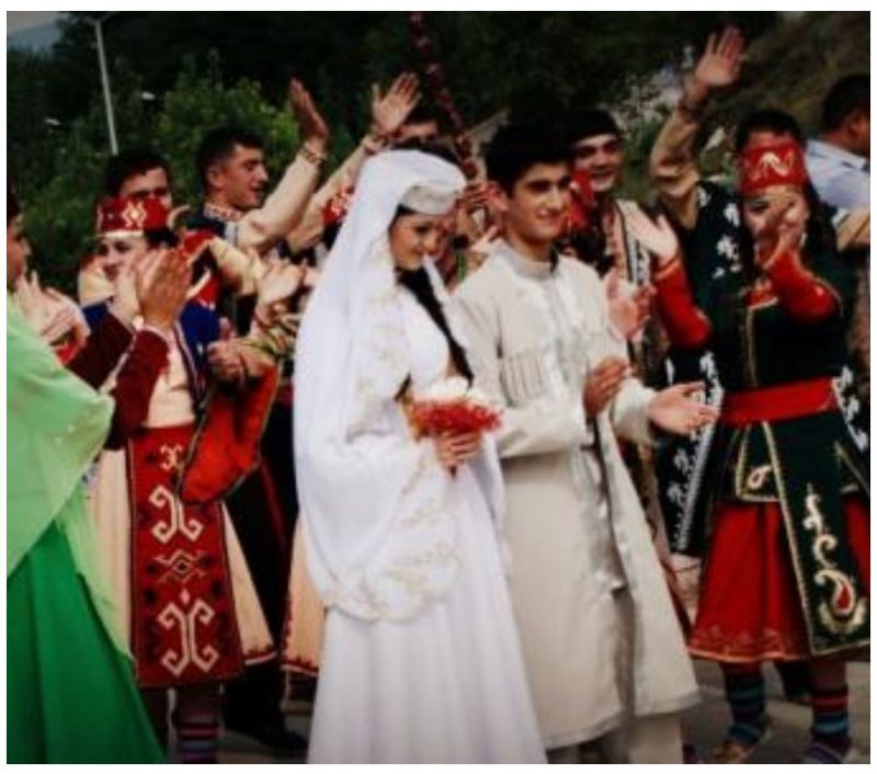 Ովքե՞ր են հասցրել տեսնել հին հարսանիքները․ ամեն բան ասես այլ լիներ