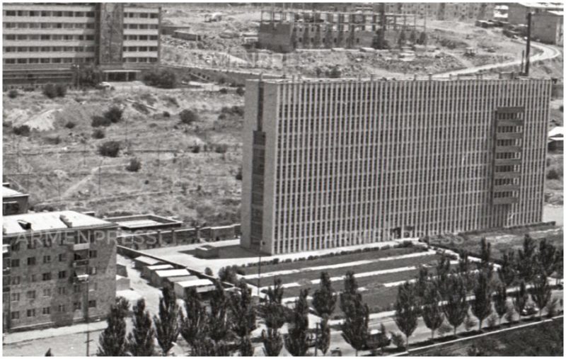 Զեյթուն-Սրտաբանական ինստիտուտ-1974թ. ժիգուլի-մոսկվիչ-ՊԱԶ -երազ ավտոմեքենաներ
