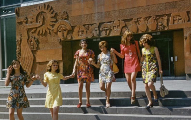 1977 թ․ ովքե՞ր են հիշում իրենց երիտասարդության այս տարիները երբ կար սեր և բարություն